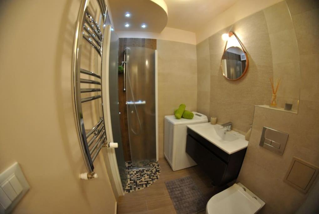 Modern & Central Apartment In North Of بوخارست المظهر الخارجي الصورة